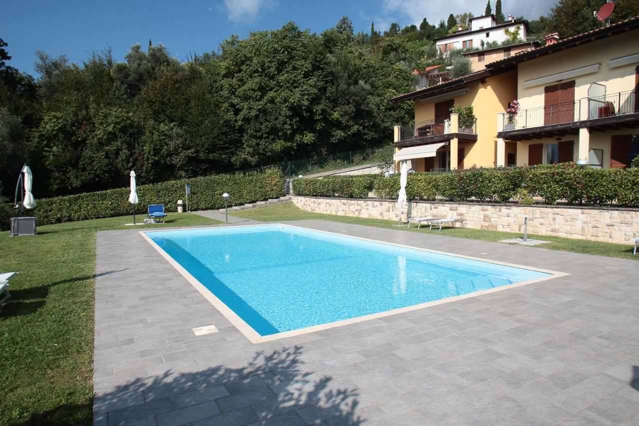 טוסקולנו מדרנו Panorama Lake View, Pool & Garden, 2 Bathrooms, Kingsize & Single-Beds, Fast Internet מראה חיצוני תמונה